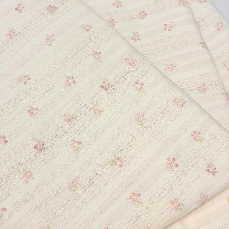 100% bumbac jacquard, decupat și țesături șifonate